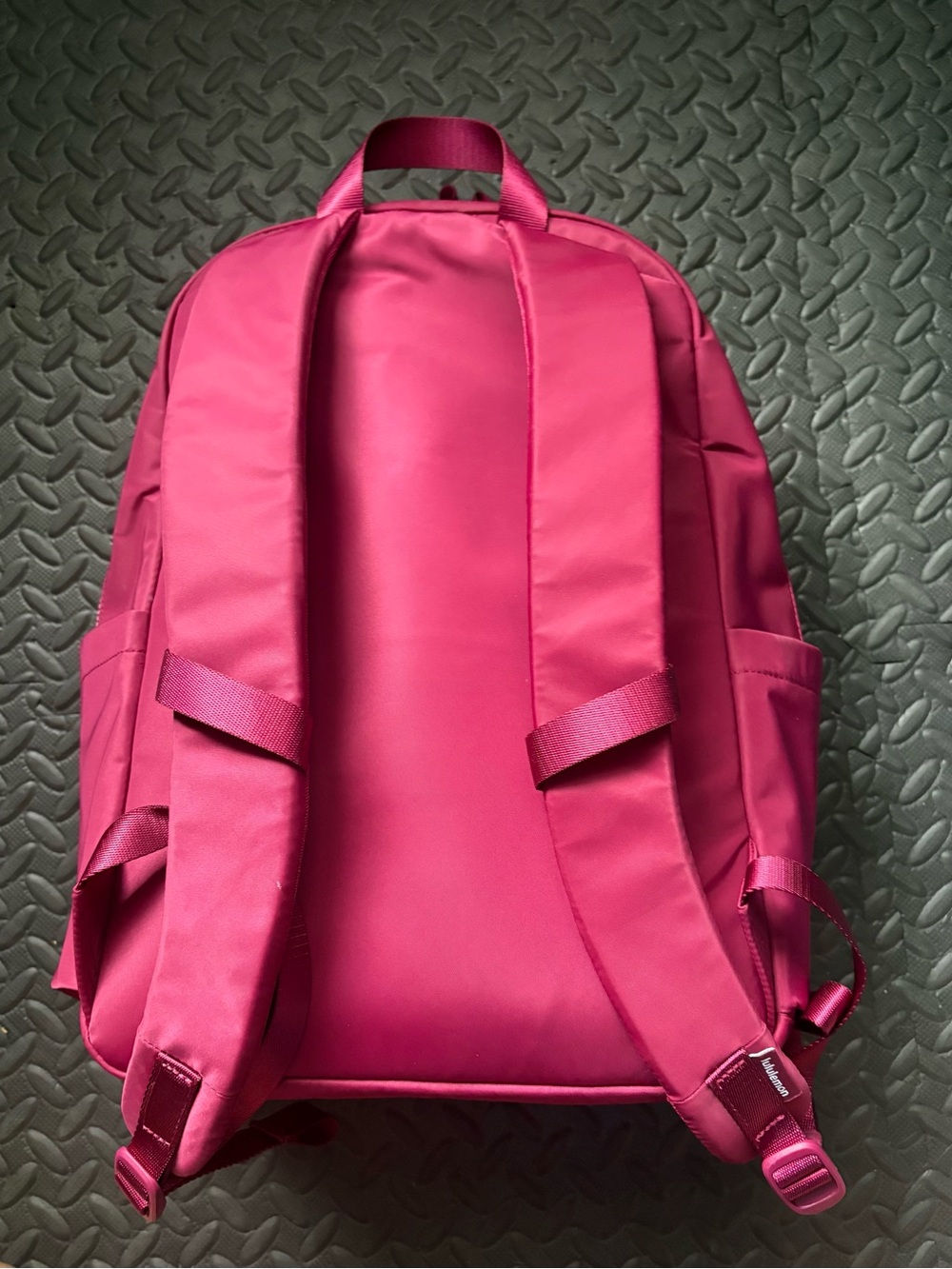 Lululemon Everywhere Backpack *Like New - Picture 5 of 8